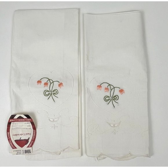 Vintage Hand-Embroidered Tea Towels White Pink Flowers Set of 2 - Picture 1 of 8
